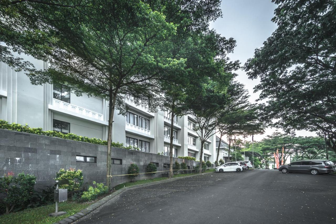 Harris Hotel & Conventions Malang Exteriér fotografie