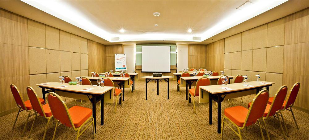 Harris Hotel & Conventions Malang Exteriér fotografie